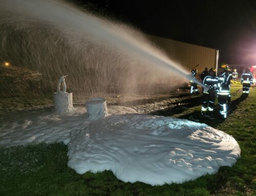 Feuerwehrübung – Schaumlöschübung