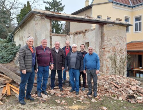 Stadl bei der Alten Schule entfernt