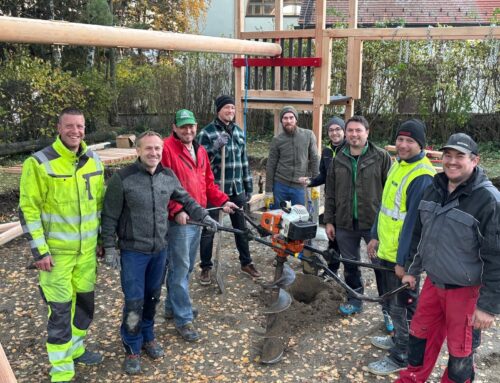 Neues Klettergerüst auf dem Spielplatz