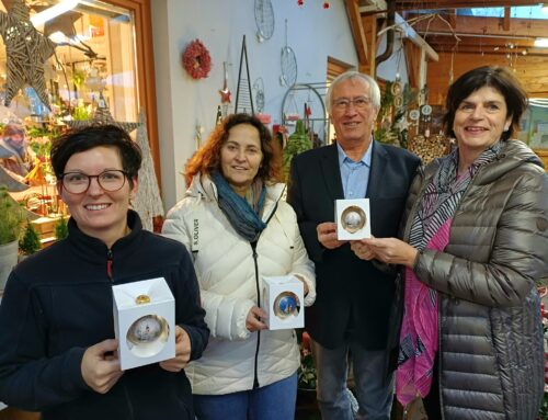 Christbaumkugel mit Motiv aus unserem Ort