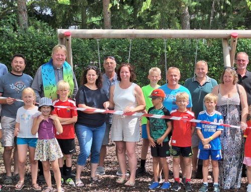 Eröffnung unseres Spielplatzes und Ferienspiel